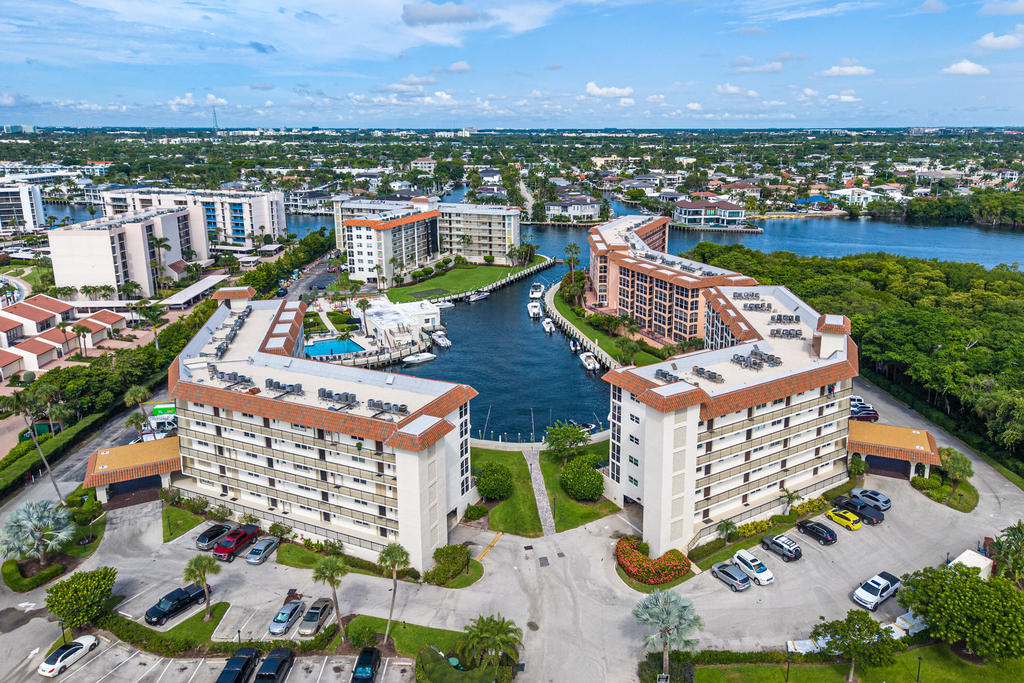 2871 N Ocean Boulevard - Photo 1