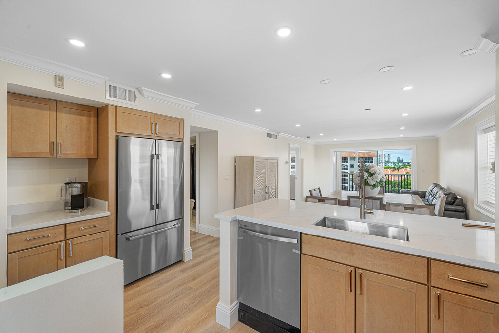 2871 N Ocean Boulevard - Photo 3