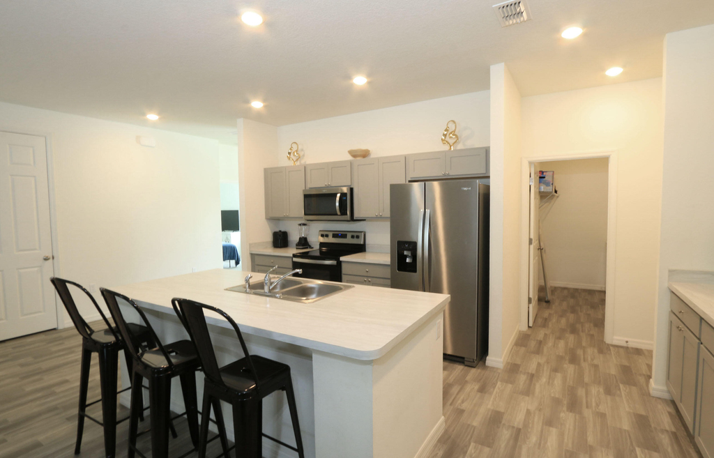 592 Sw Dauphin Avenue - Photo 14