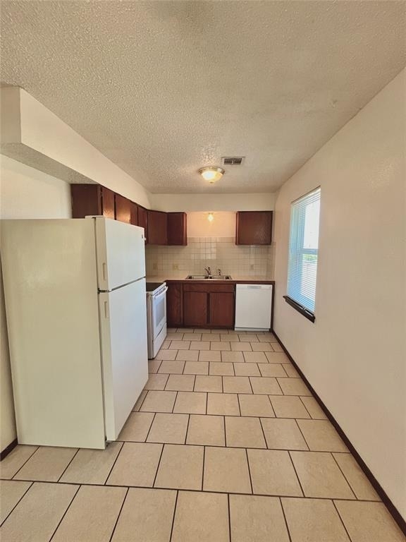 312 Falcon Court - Photo 5