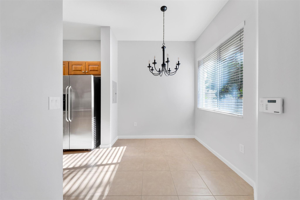 3500 Oaks Clubhouse Drive - Photo 3