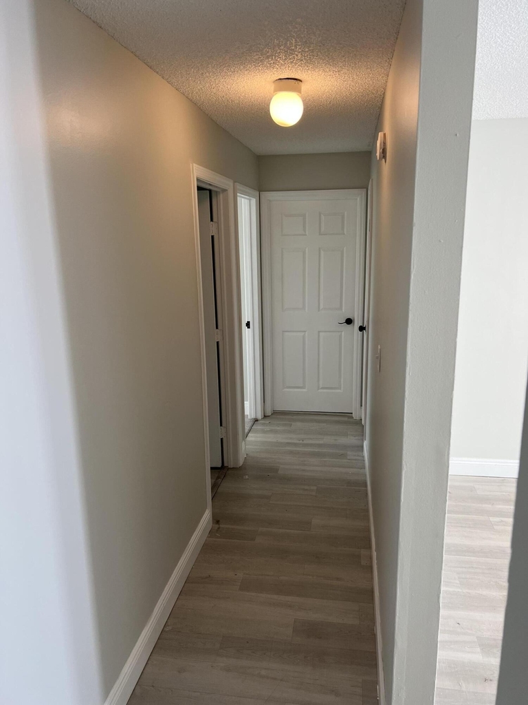 2222 Ne 3rd Avenue - Photo 5