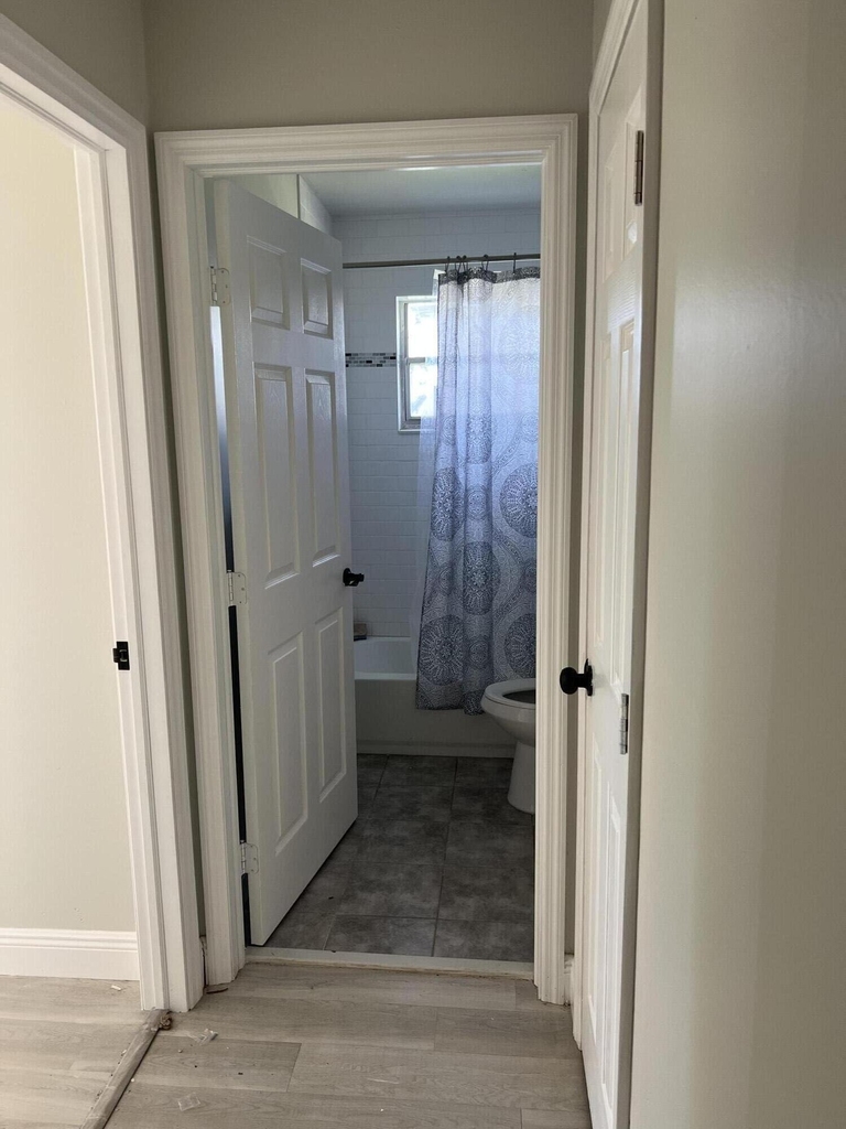 2222 Ne 3rd Avenue - Photo 6