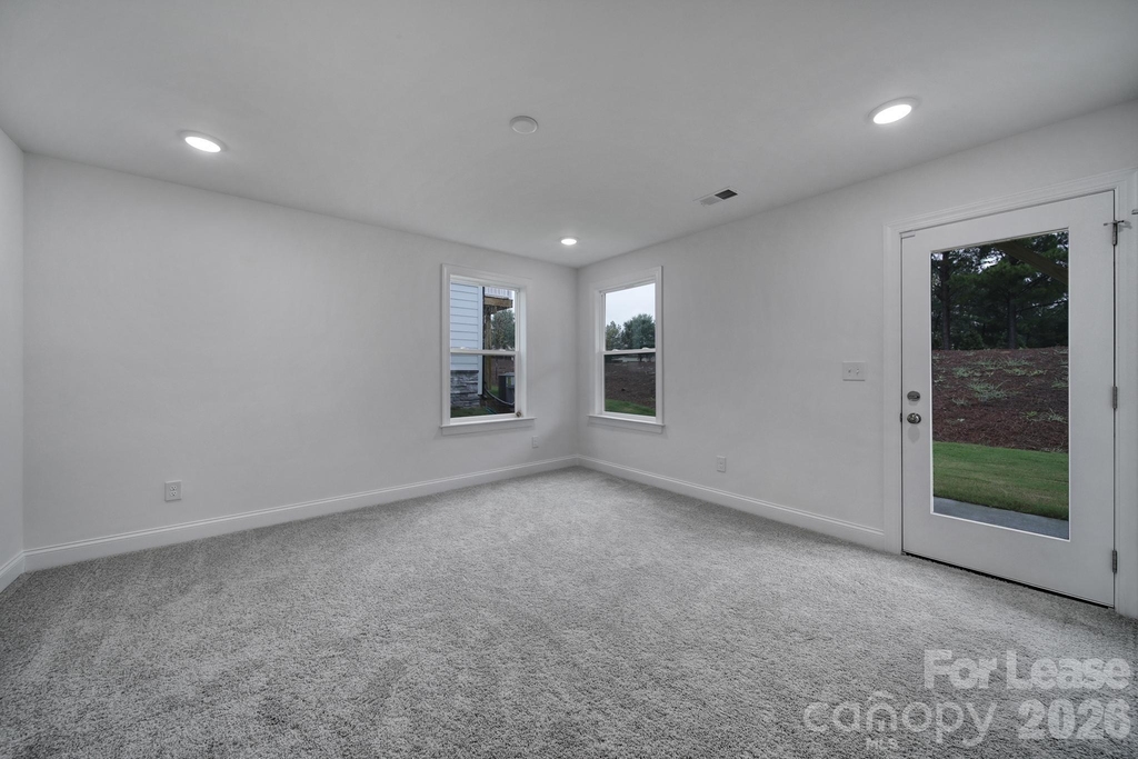 9220 Walnut Hill Road Nw - Photo 4