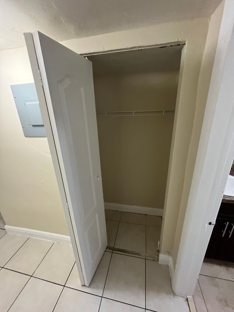 1370 Ne 119th Street - Photo 21