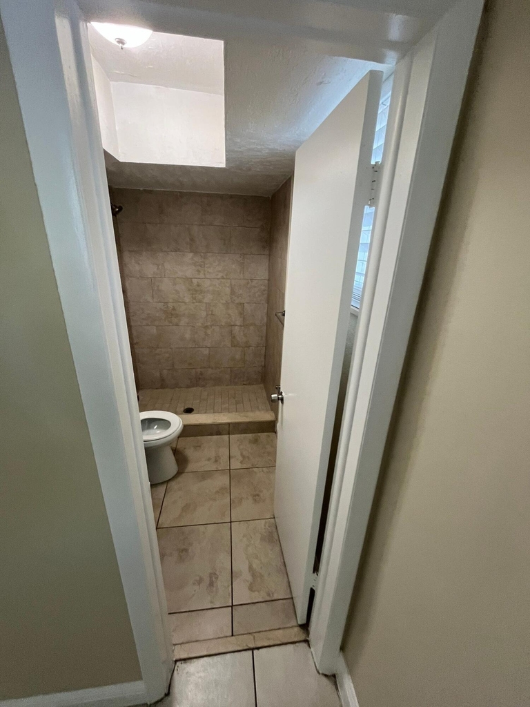 1370 Ne 119th Street - Photo 47