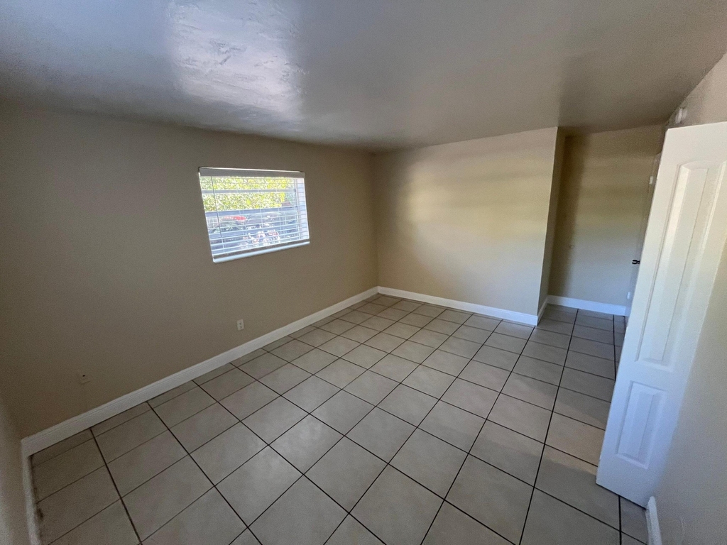 1370 Ne 119th Street - Photo 45