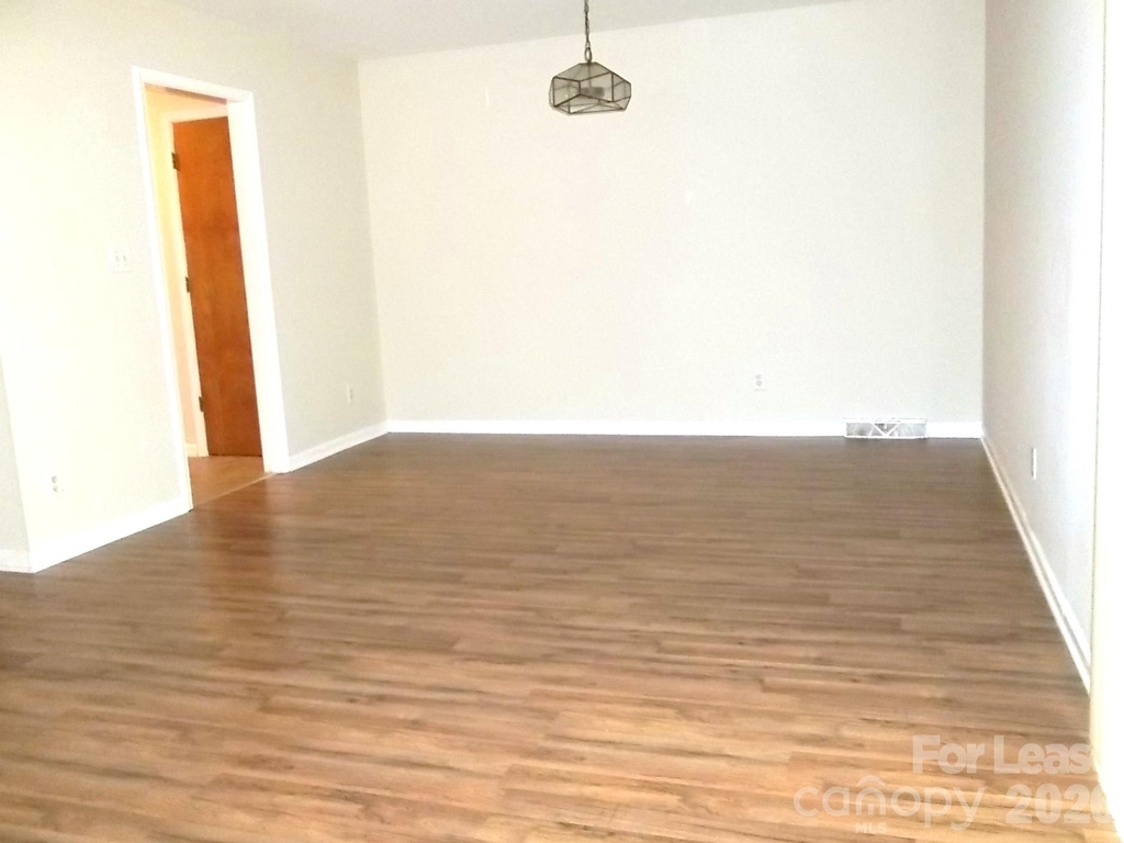 4024 Rosehaven Drive - Photo 6
