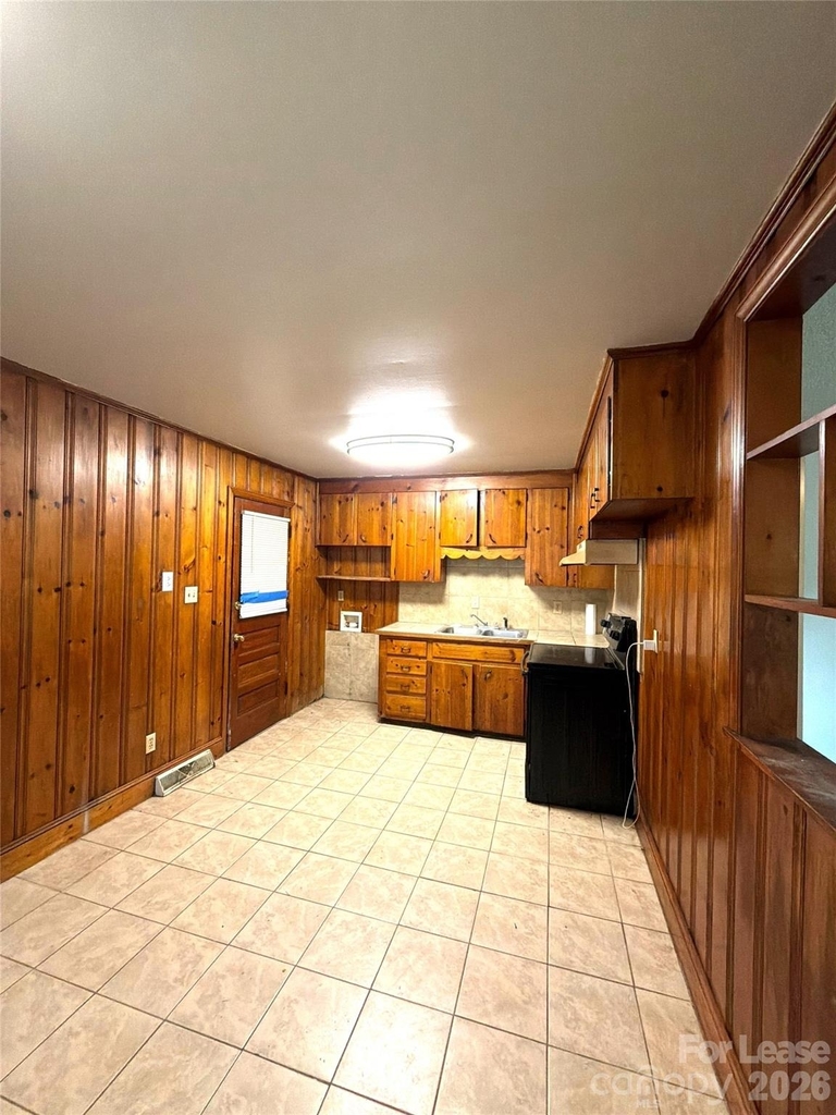 4410 Brooktree Drive - Photo 5