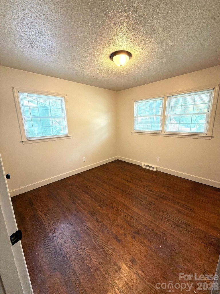 4410 Brooktree Drive - Photo 14