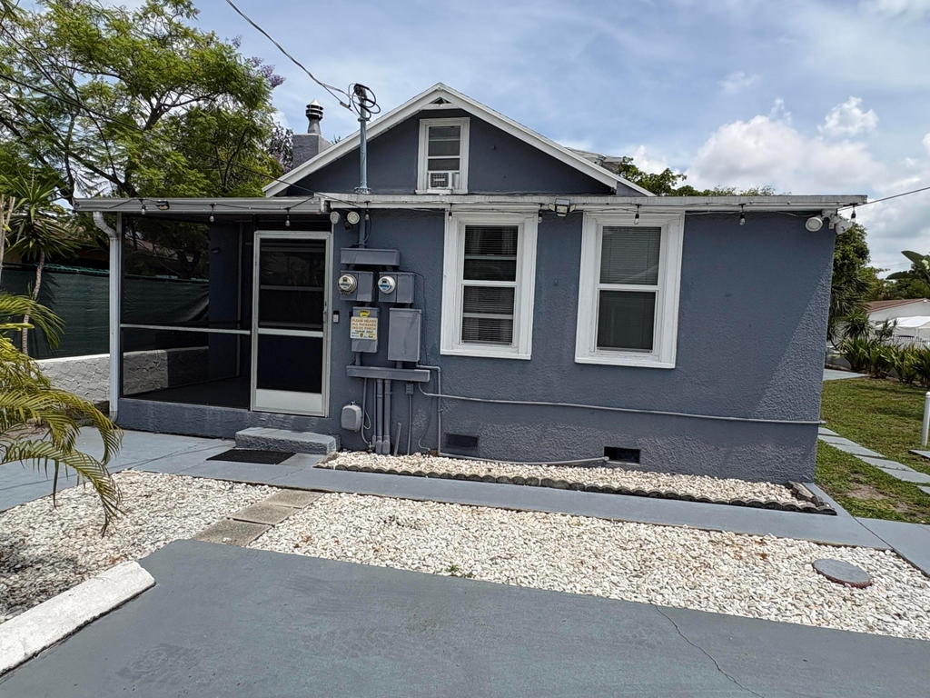 1912 Arthur Street - Photo 0