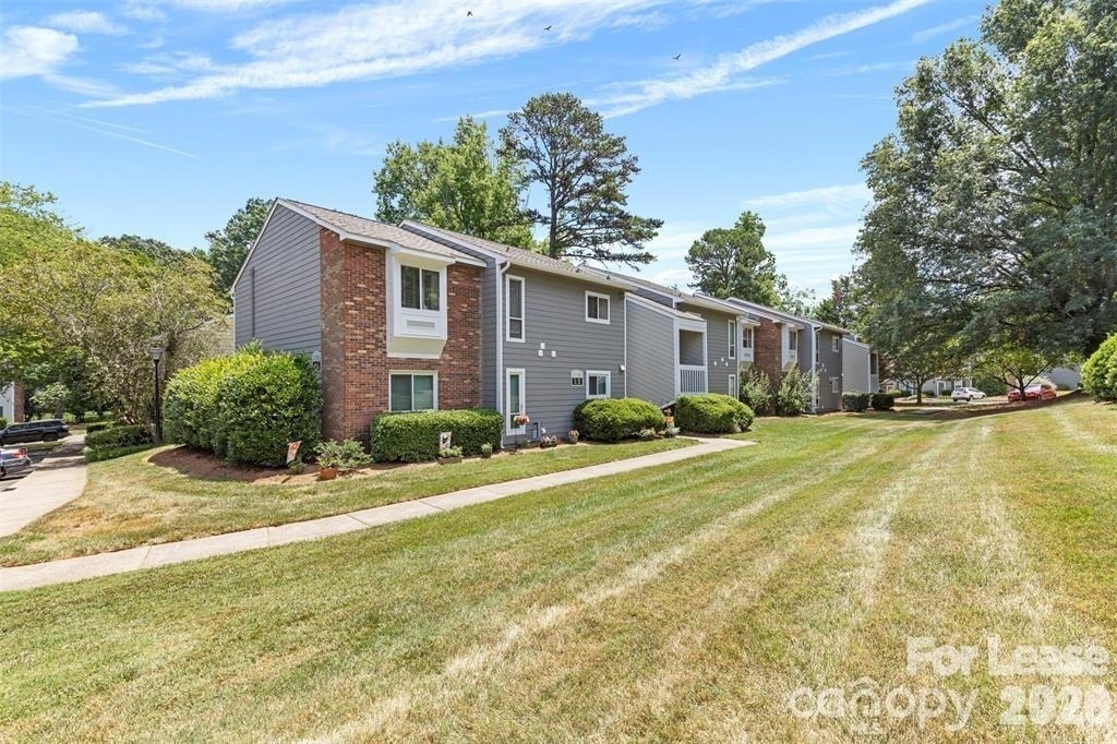 3156 Heathstead Place - Photo 14
