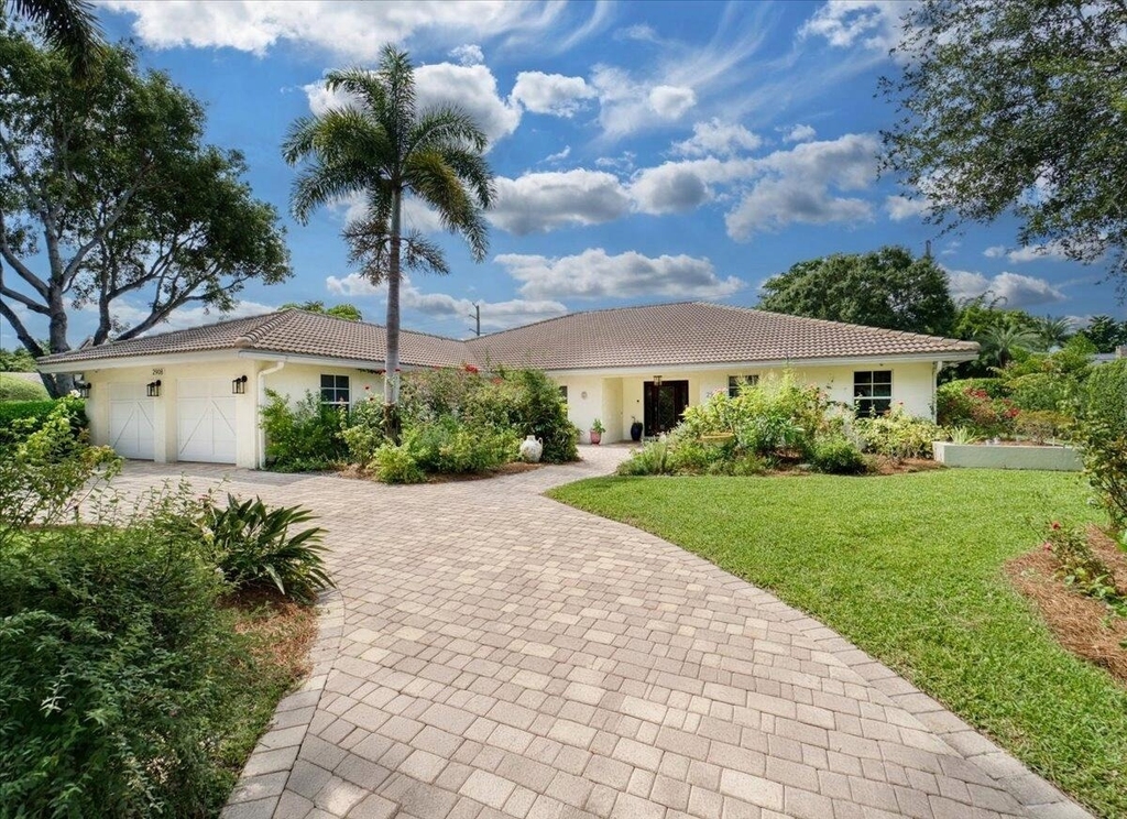 2908 Banyan Blvd Circle Nw - Photo 1