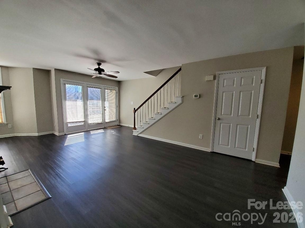 230 S Cedar Street - Photo 7