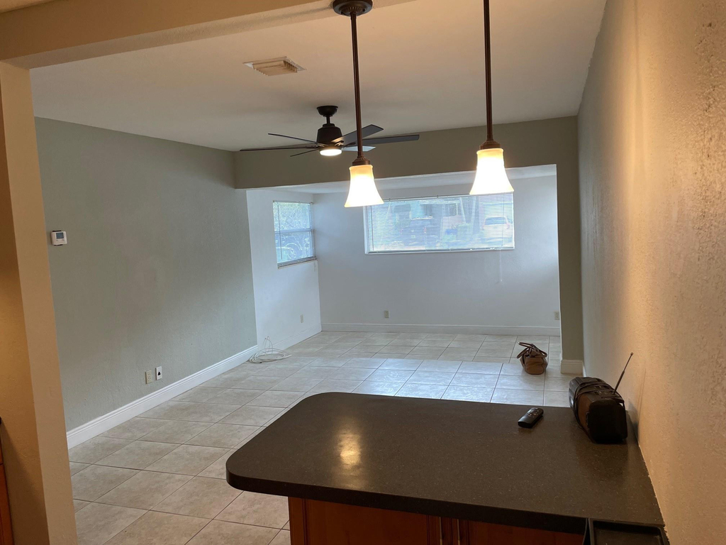 319 Sw 15th Street - Photo 3