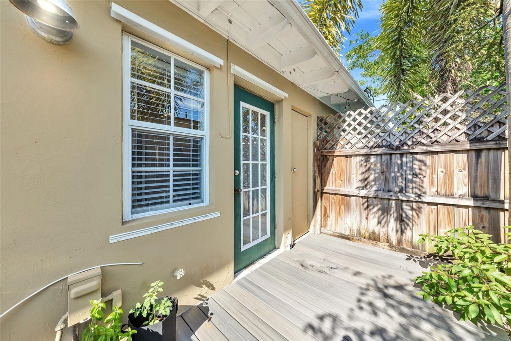 805 Ne 17th Avenue - Photo 22
