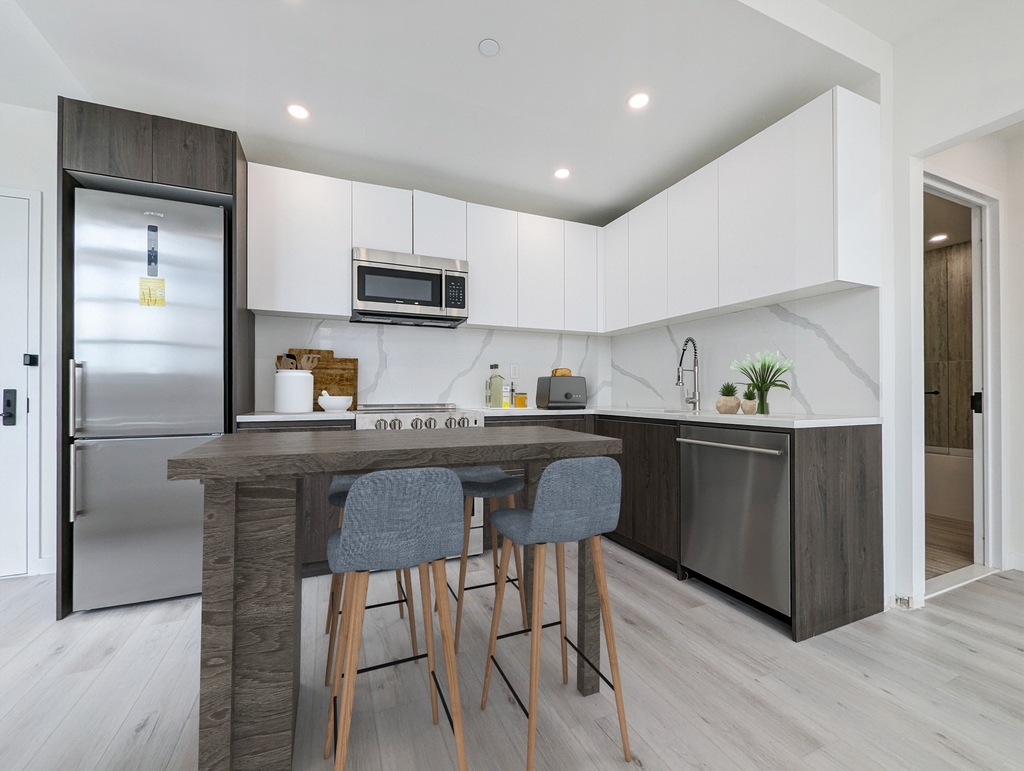 388 Vernon Avenue - Photo 1
