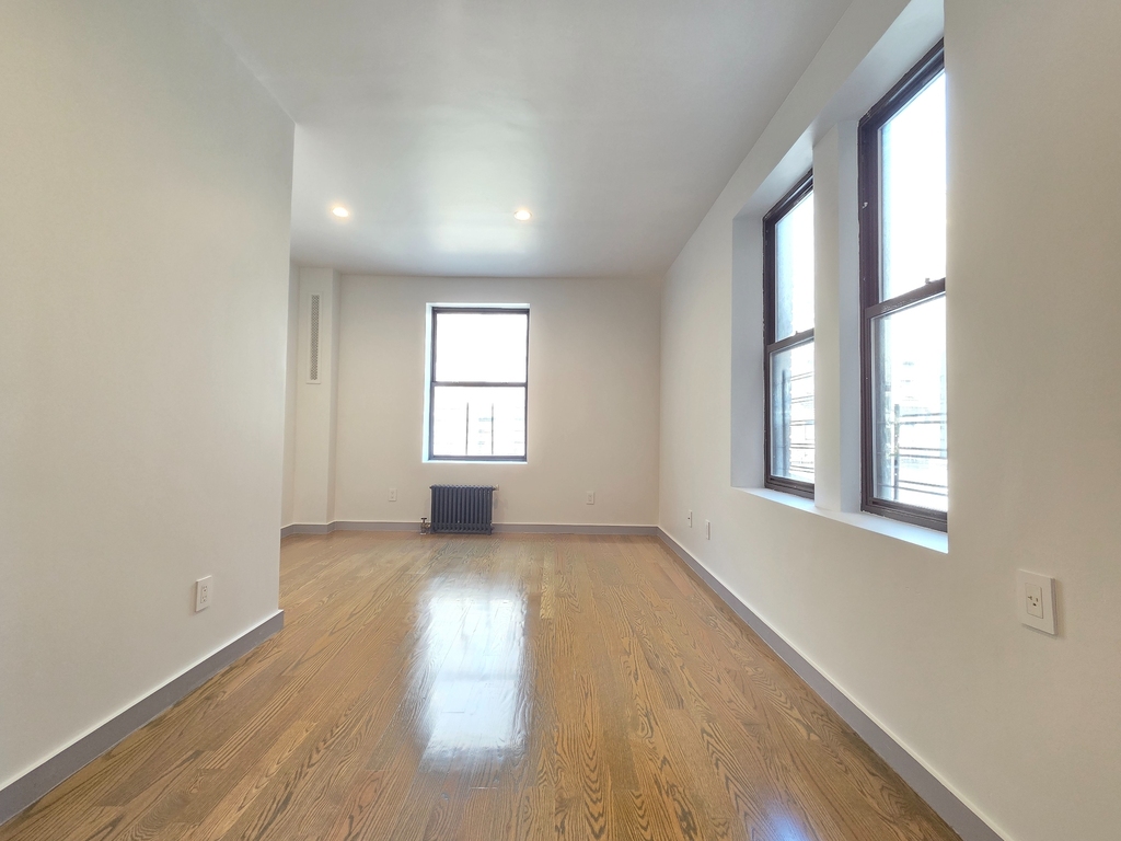 700 West 175th Street - Photo 2