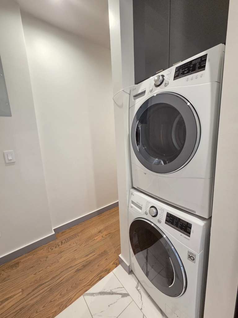 700 West 175th Street - Photo 6