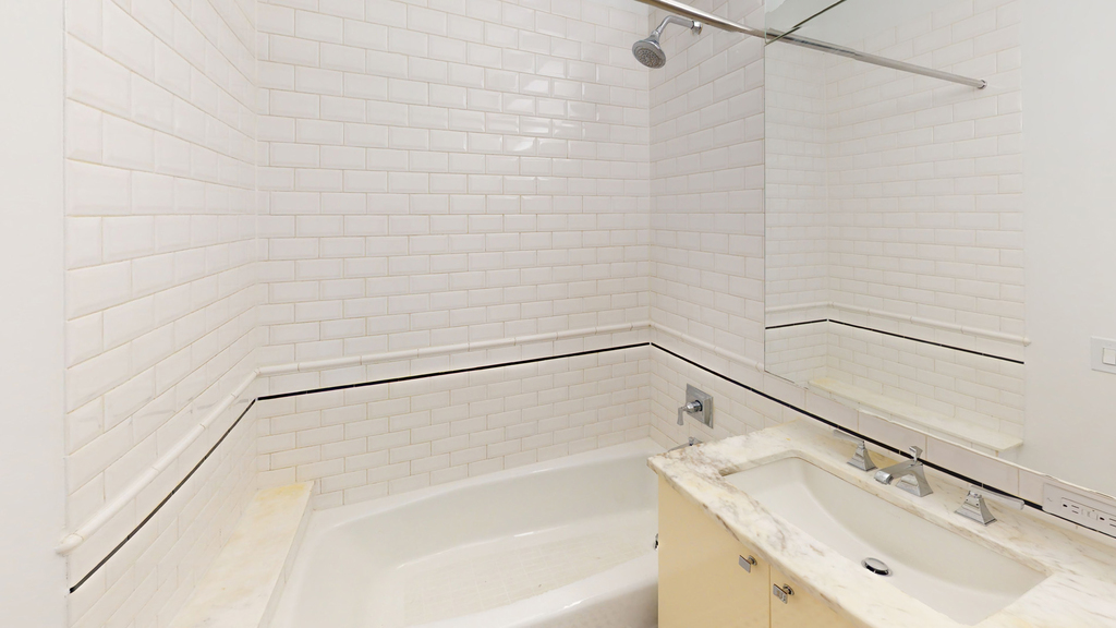 808 Columbus Ave - Photo 4