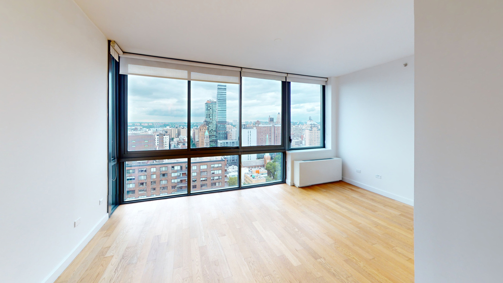 808 Columbus Ave - Photo 2