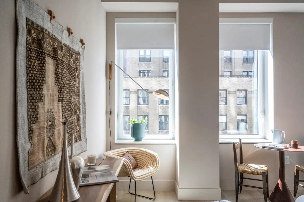 180 Pearl Street - Photo 2