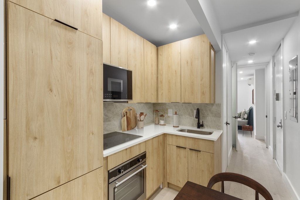47 St Marks Place - Photo 4