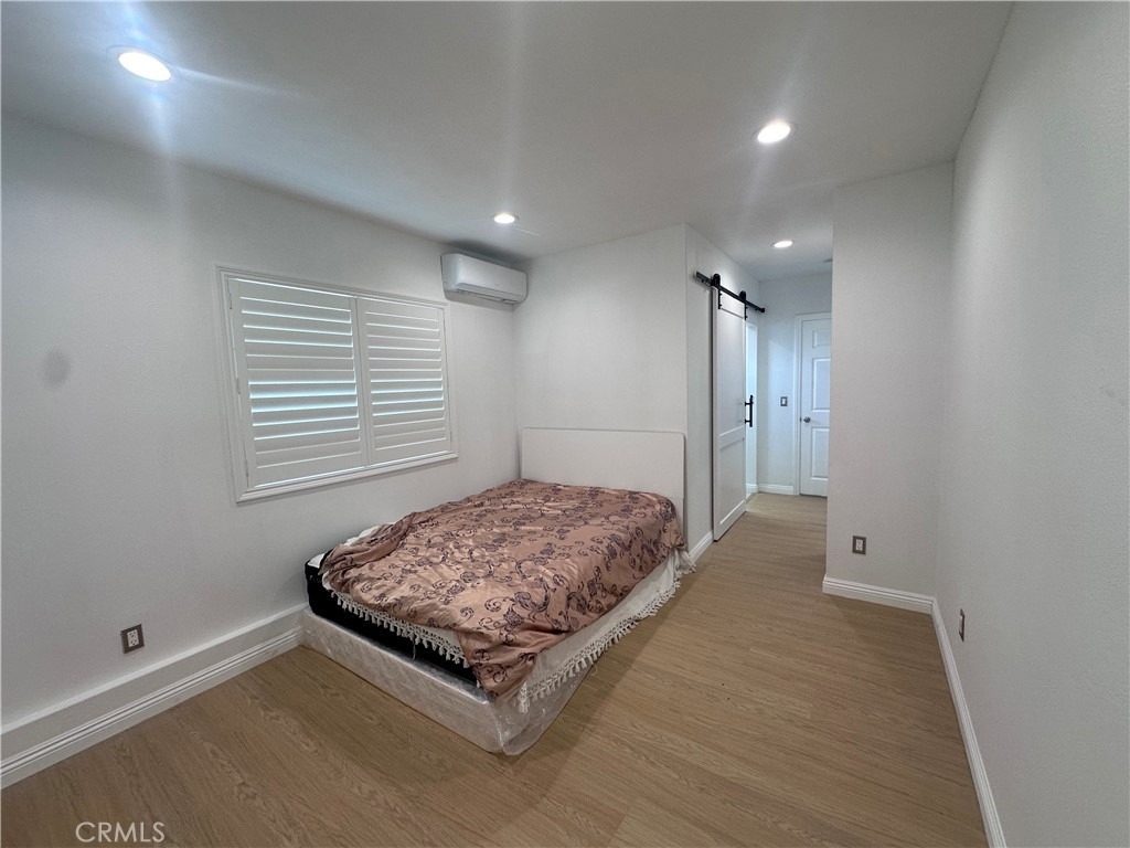 11209 Emery - Photo 8