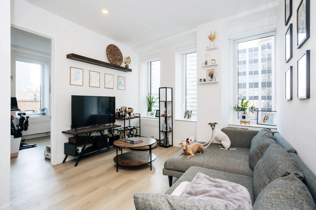180 Pearl Street - Photo 1