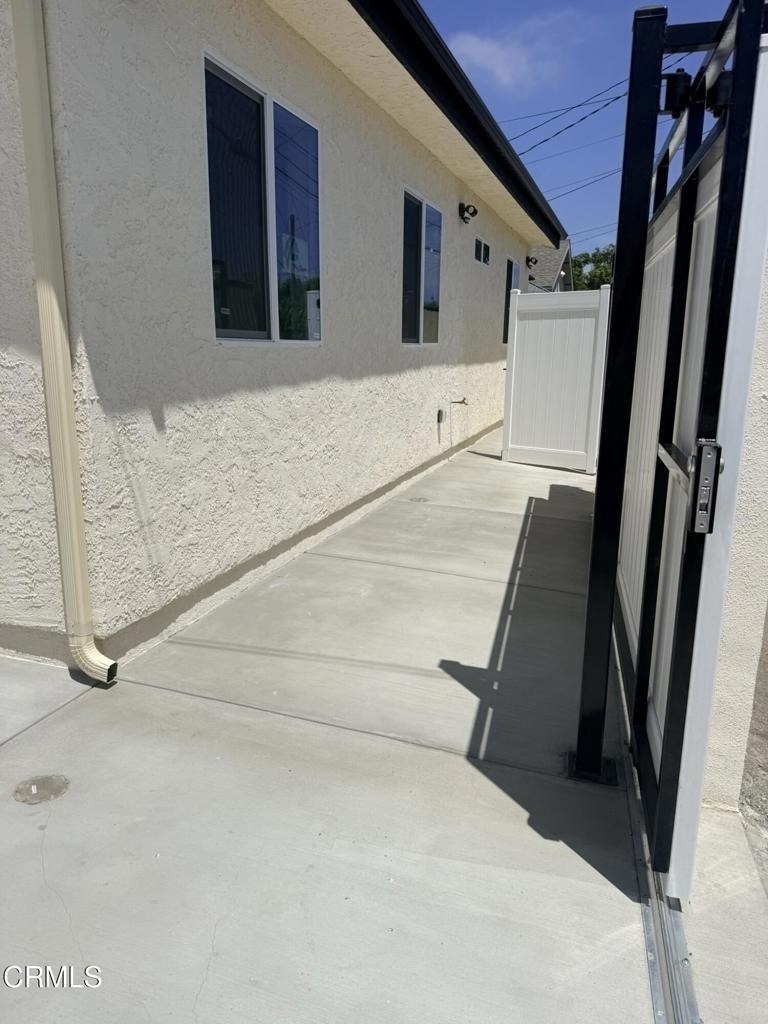 324 N J Street - Photo 17