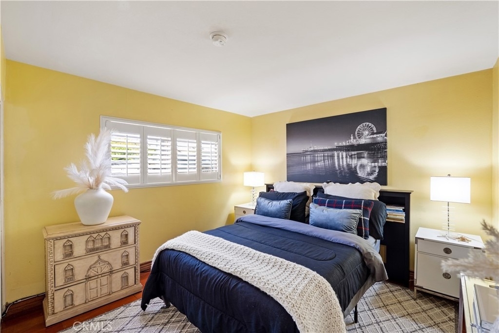 833 Ocean Avenue - Photo 13