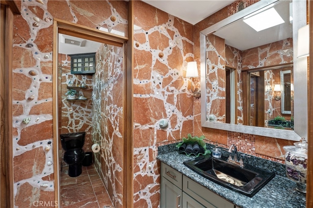 833 Ocean Avenue - Photo 11