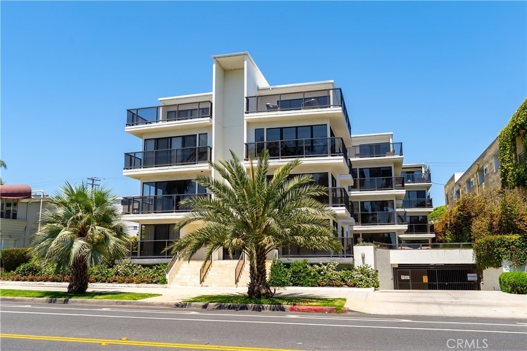 833 Ocean Avenue - Photo 17
