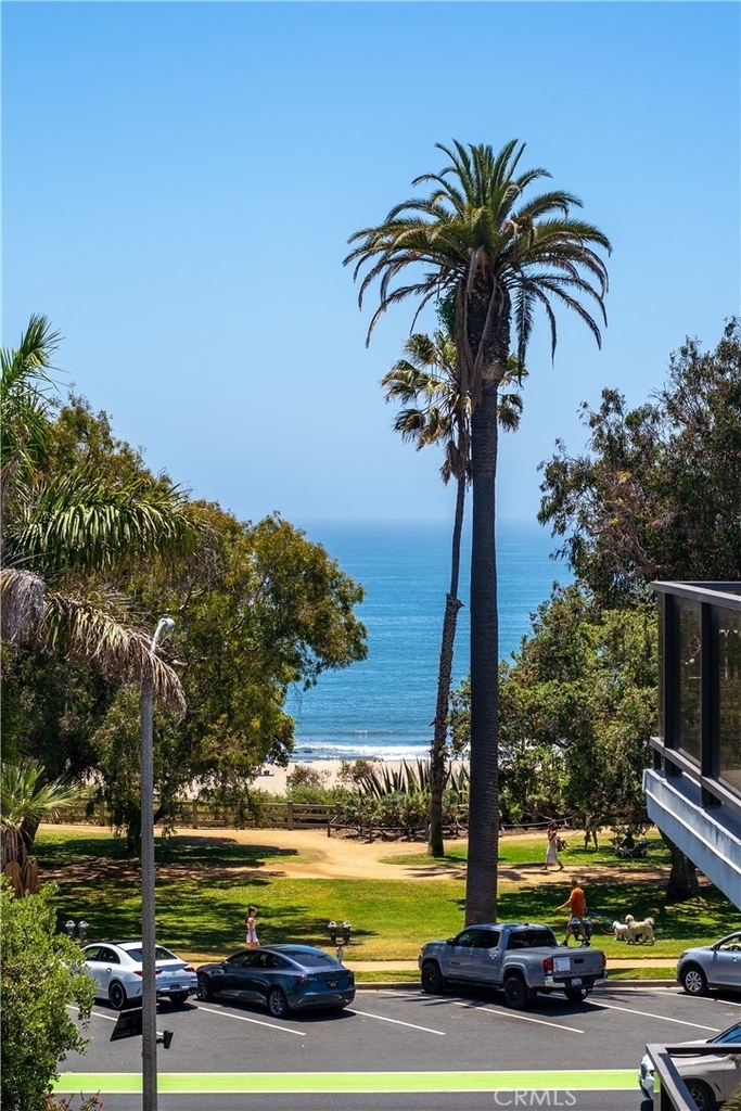 833 Ocean Avenue - Photo 1
