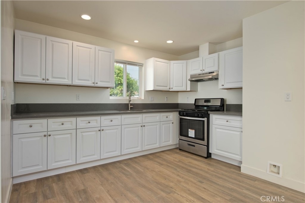 12516 San Fernando - Photo 0