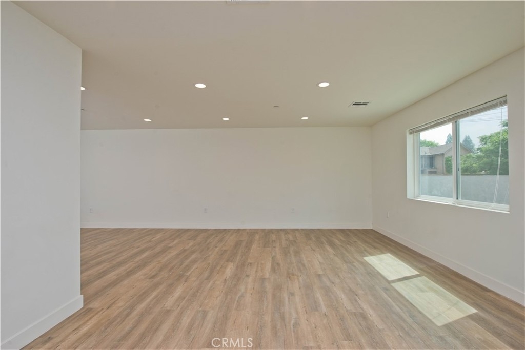 12516 San Fernando - Photo 3