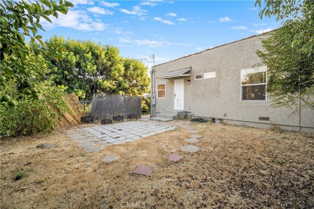 6642 Vineland Avenue - Photo 19