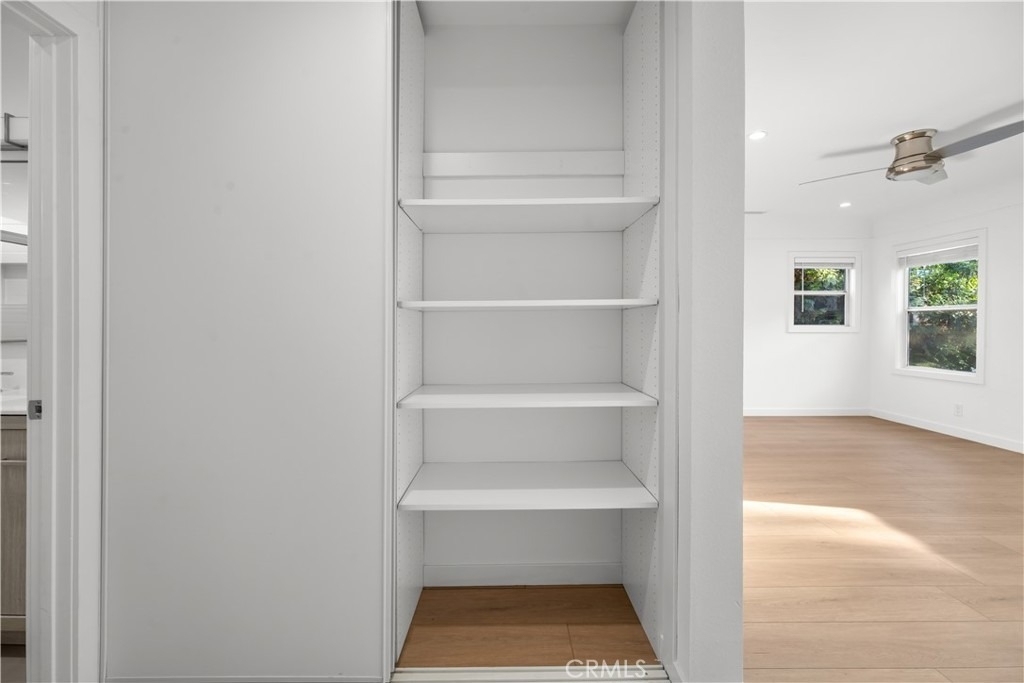 6642 Vineland Avenue - Photo 13