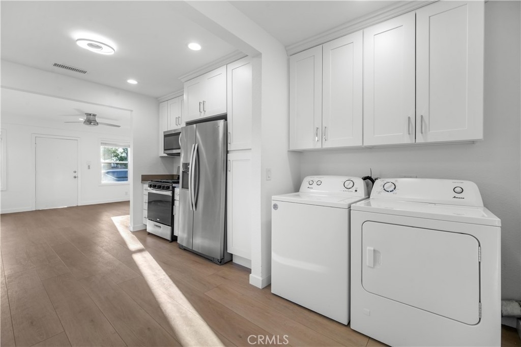 6642 Vineland Avenue - Photo 15