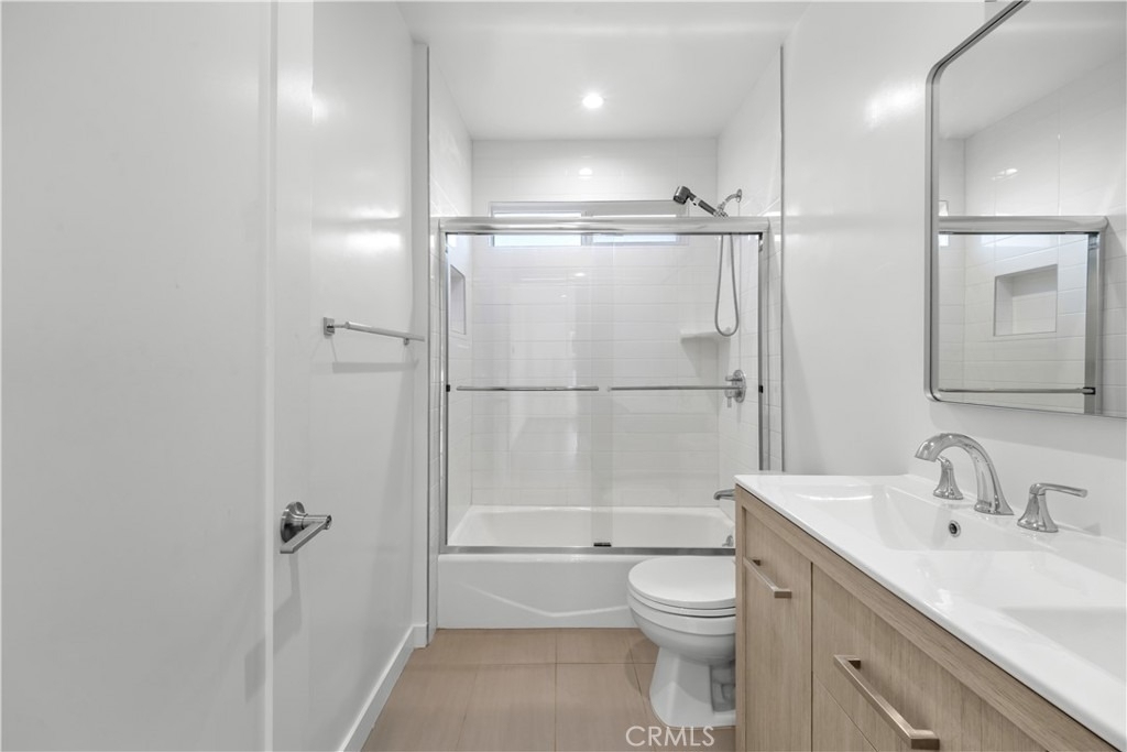6642 Vineland Avenue - Photo 7