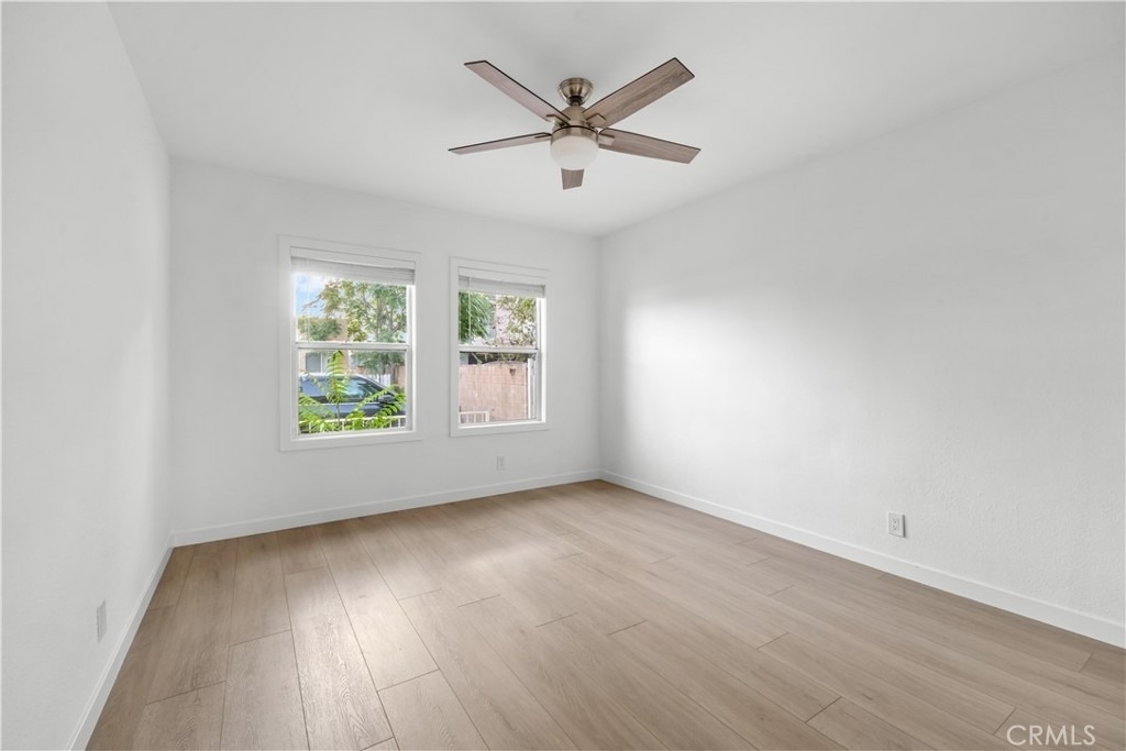 6642 Vineland Avenue - Photo 9