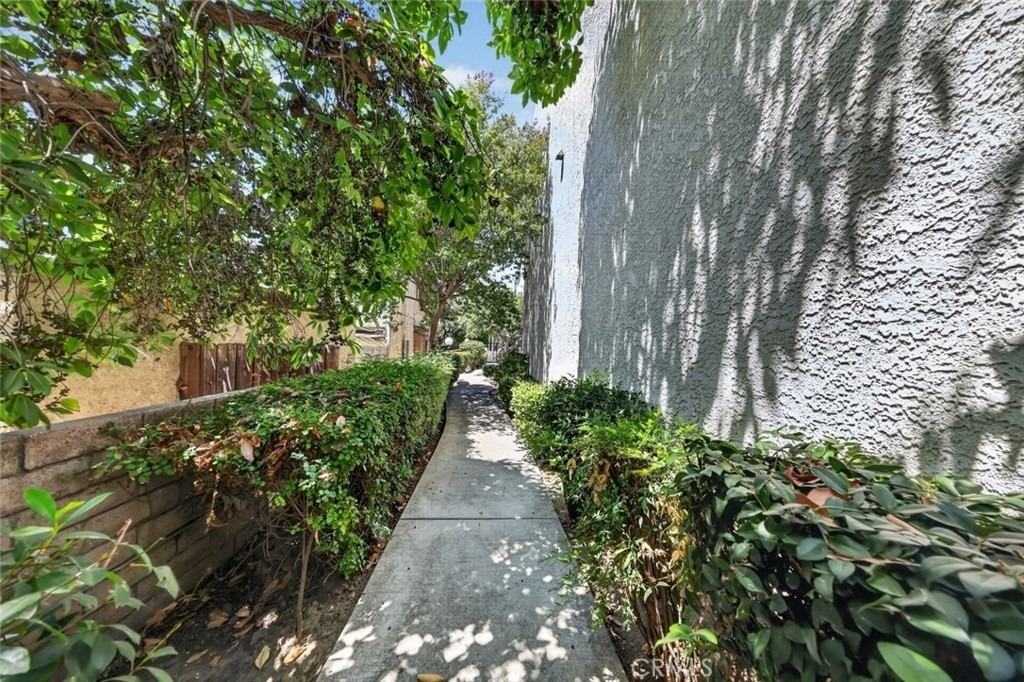 9540 Sepulveda - Photo 17