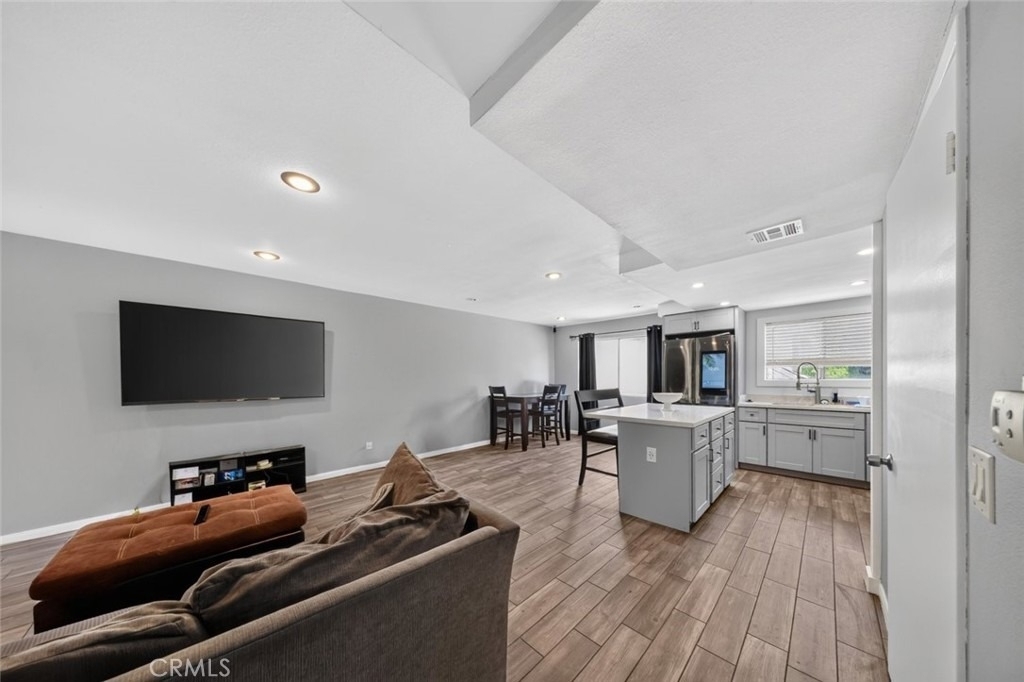 9540 Sepulveda - Photo 1