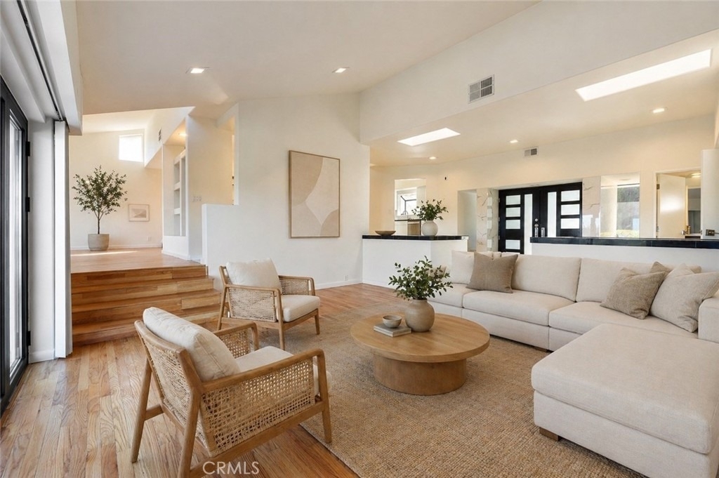 5226 Medina Road - Photo 5