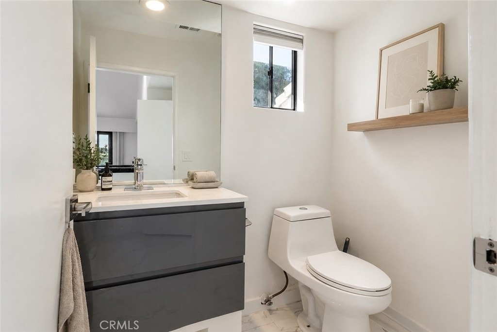 5226 Medina Road - Photo 9