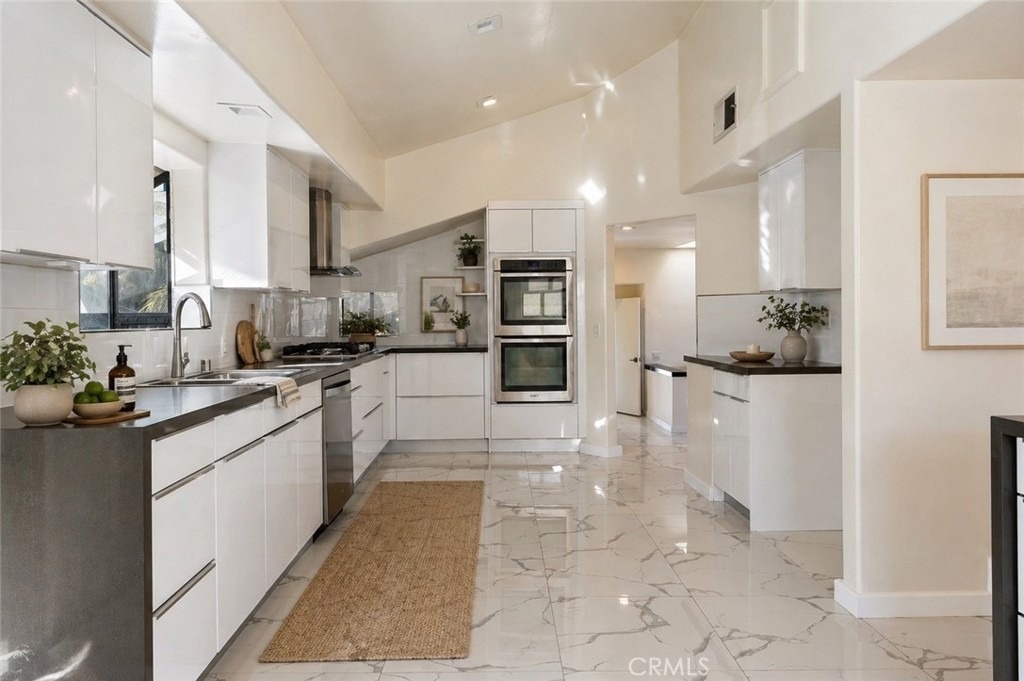 5226 Medina Road - Photo 8