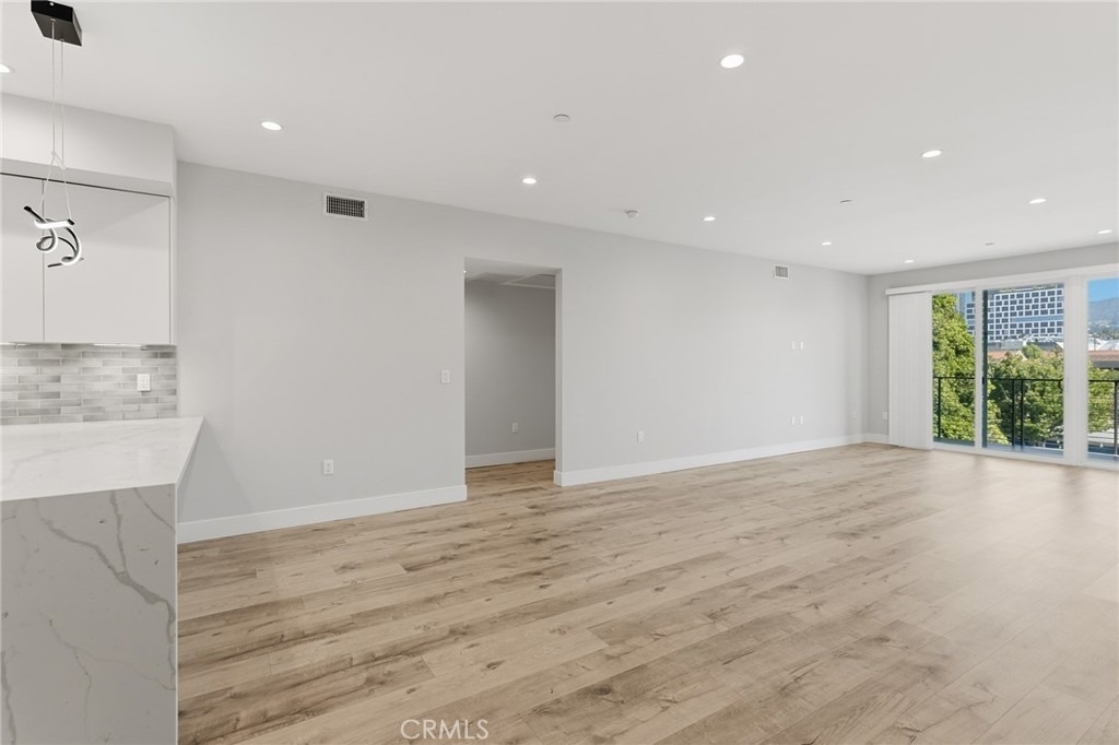 5820 La Mirada Avenue - Photo 11