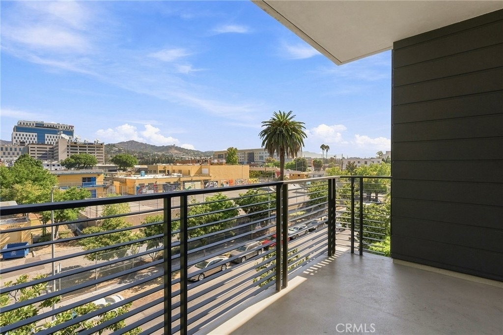 5820 La Mirada Avenue - Photo 14