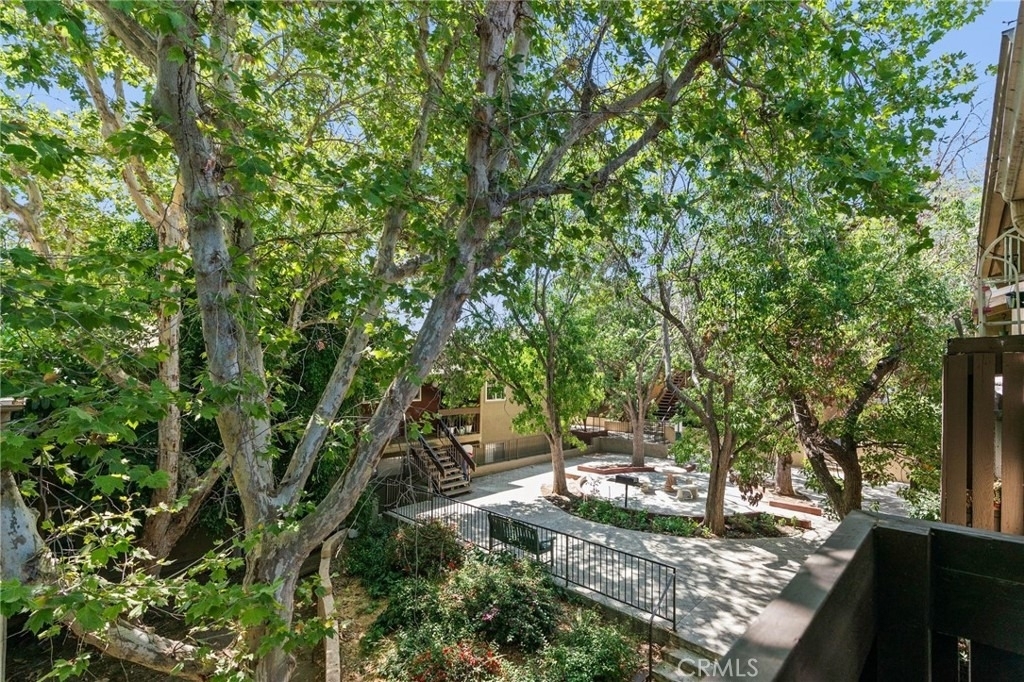 18350 Hatteras Street - Photo 15