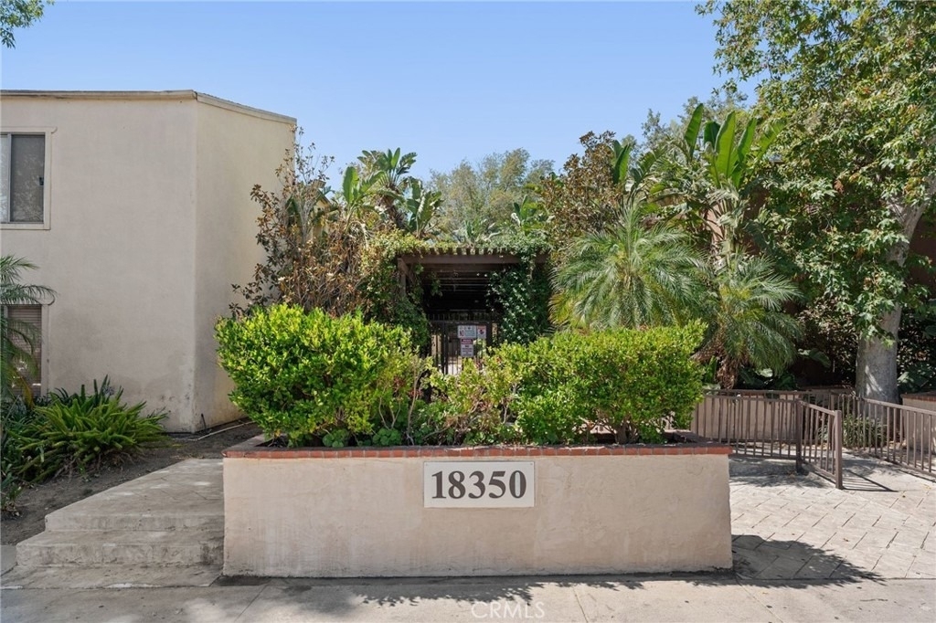 18350 Hatteras Street - Photo 1